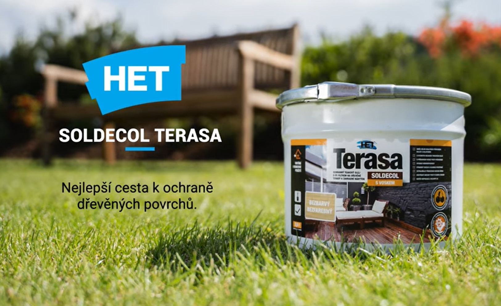 Renovácia drevenej terasy - aplikácia prípravku Aquadecol Odšeďovač na drevo a teakového ochranného oleja Soldecol Terasa
