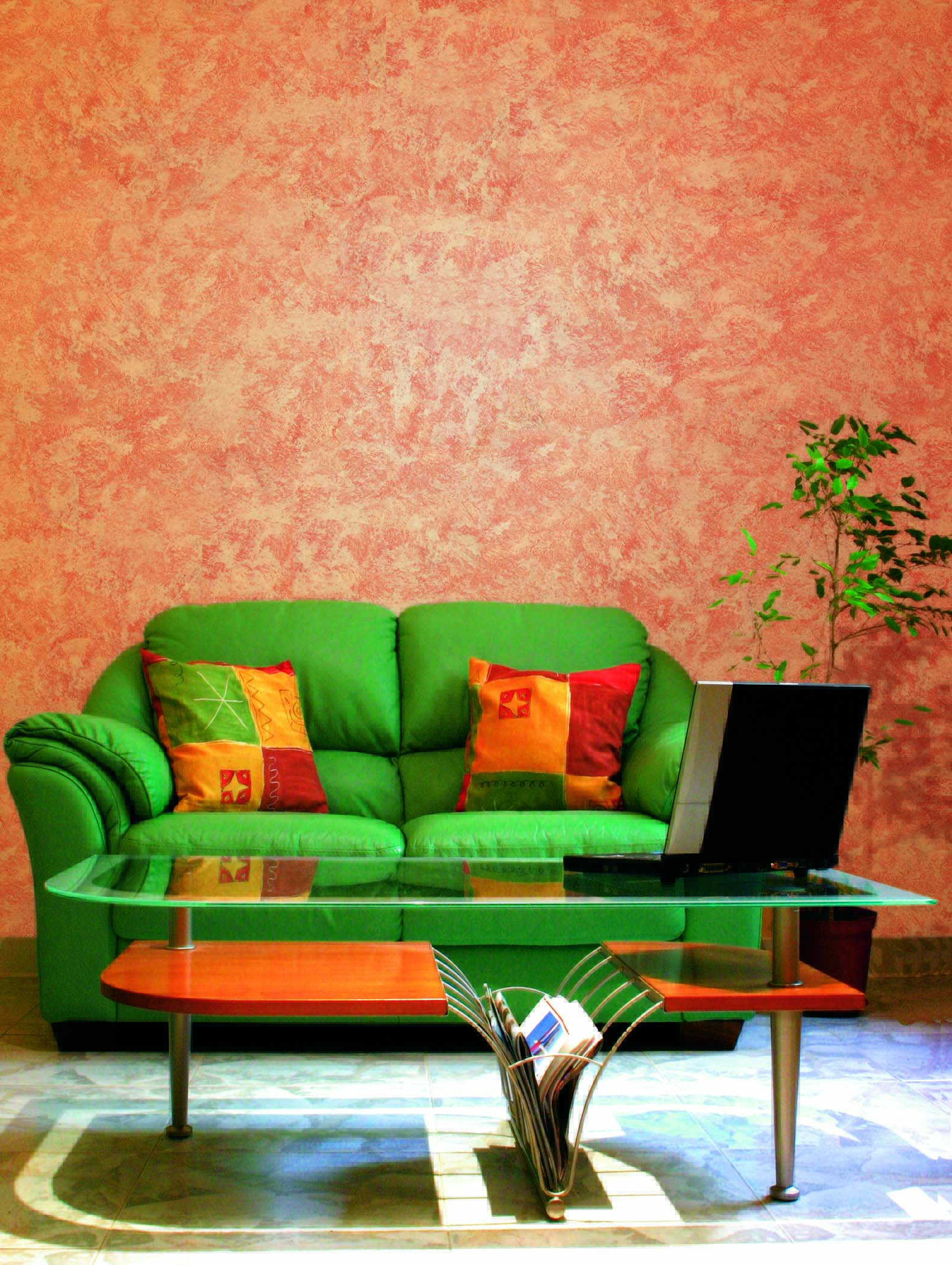 21 farebných variantov vytvorených miešaním s tónovacou farbou Hetcolor